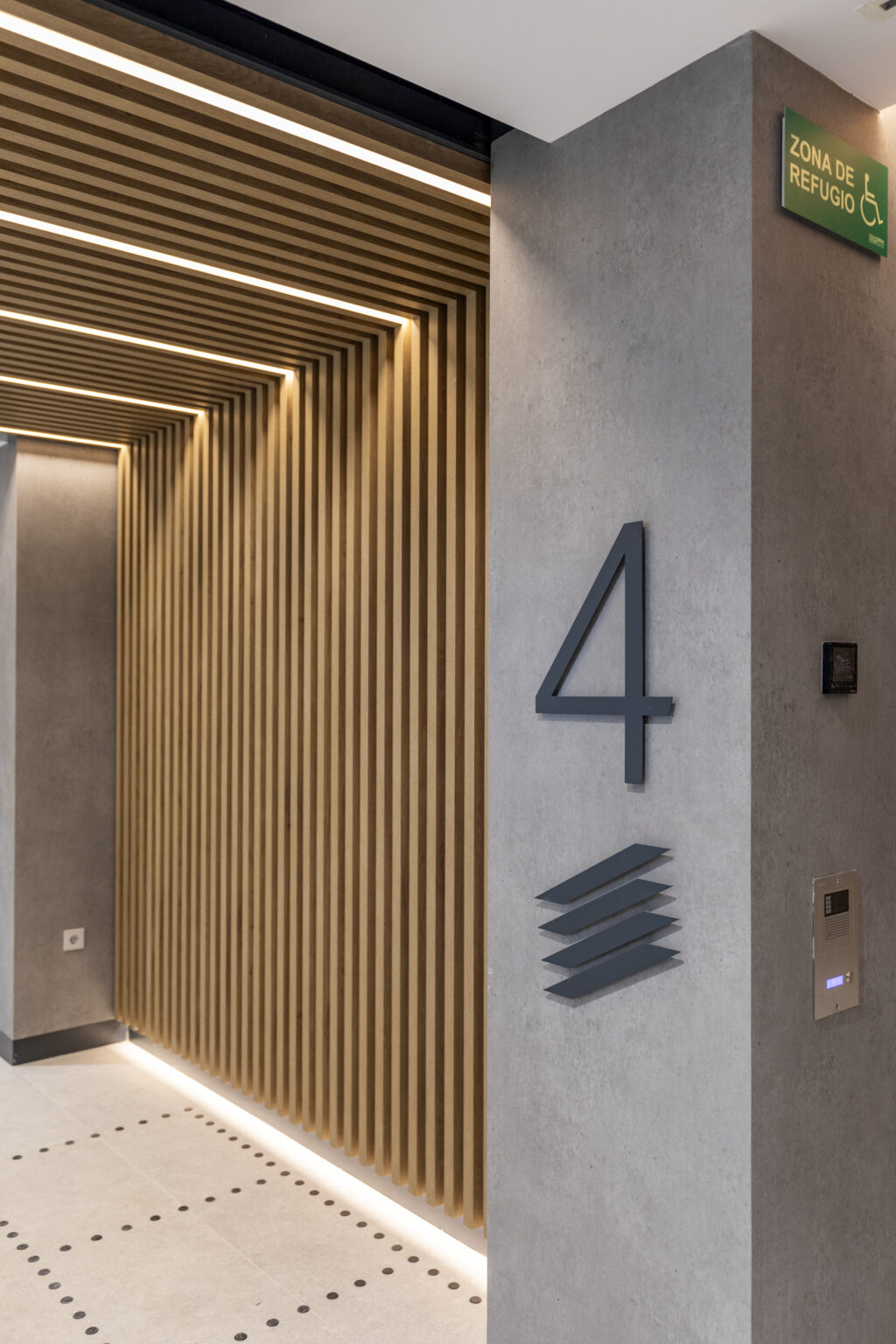 2322_Construcía Alcalá187